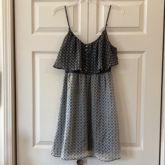 Xhilaration Dress - Picture 1 of 7
